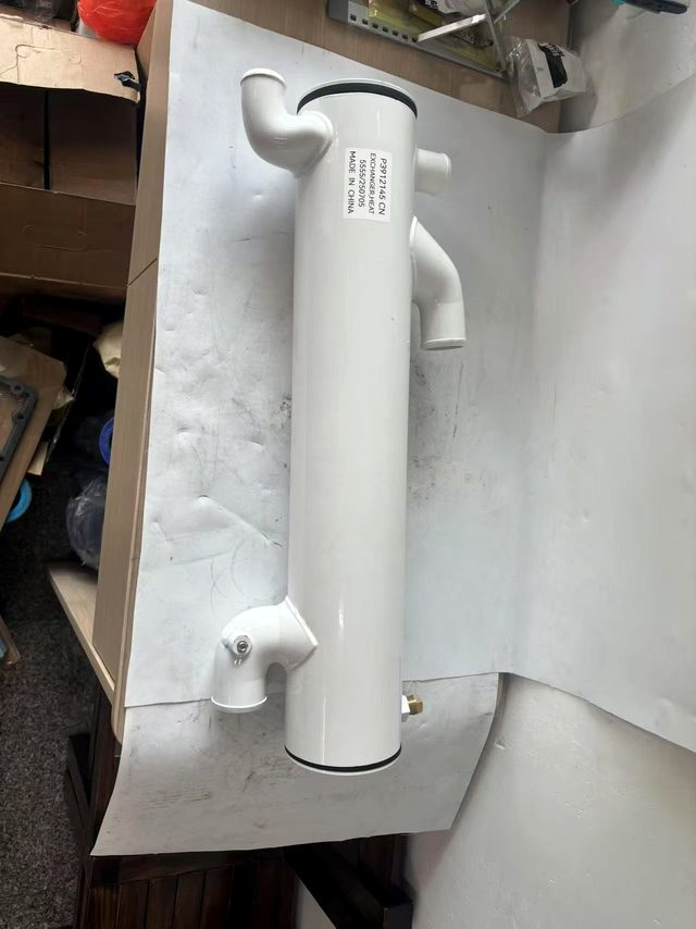 Совместимо с Cummins QSM11 Marine - теплообменник (3912145 / 4019855)