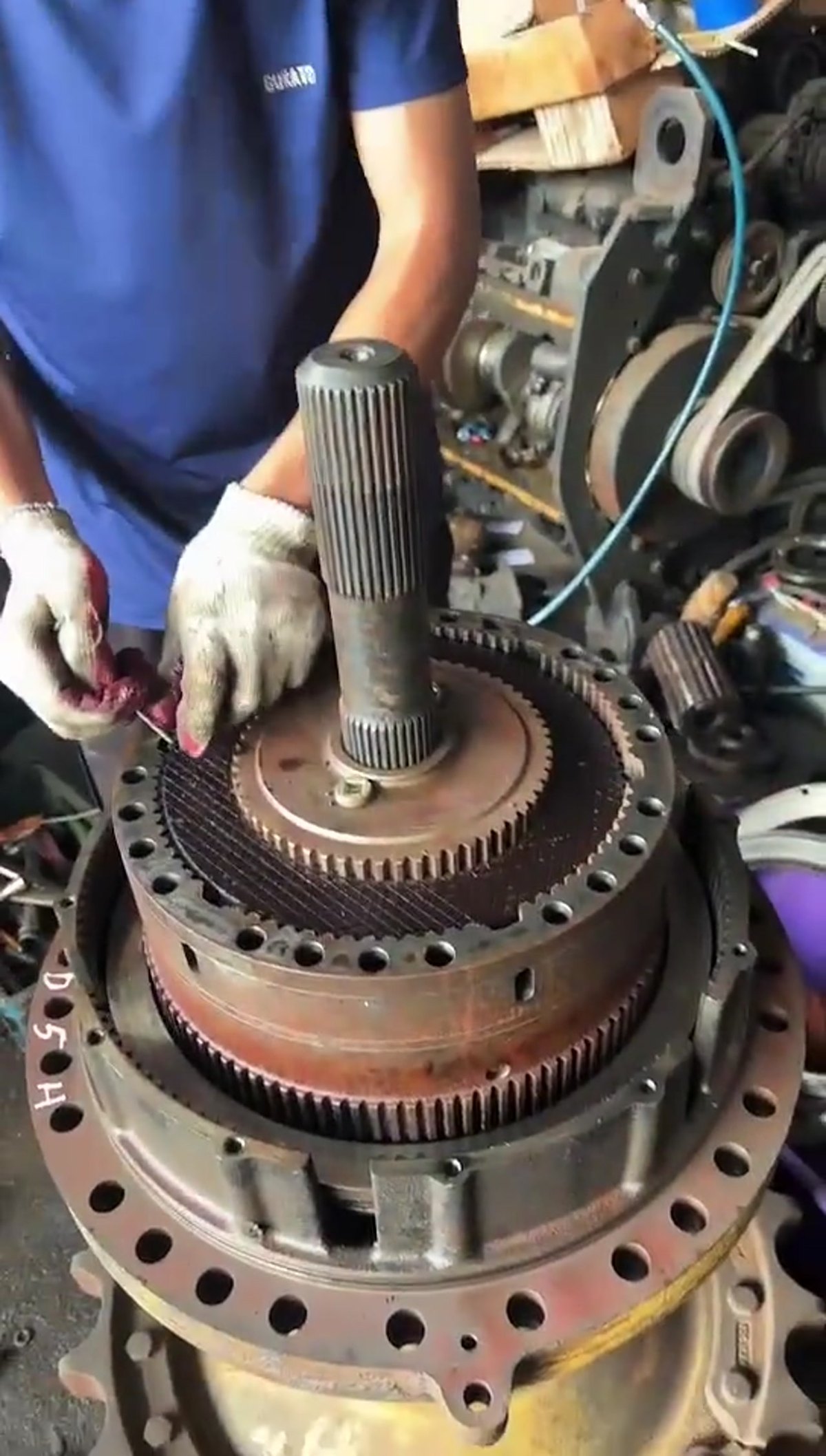 Compatible for Caterpillar D5R / D5H / D5T - Travel Reduction Gearbox
