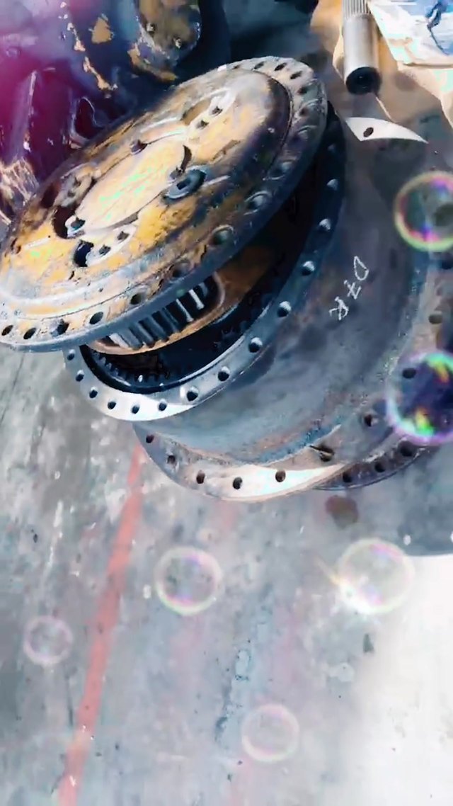 Cat D7R Final Drive - Spline and Flange